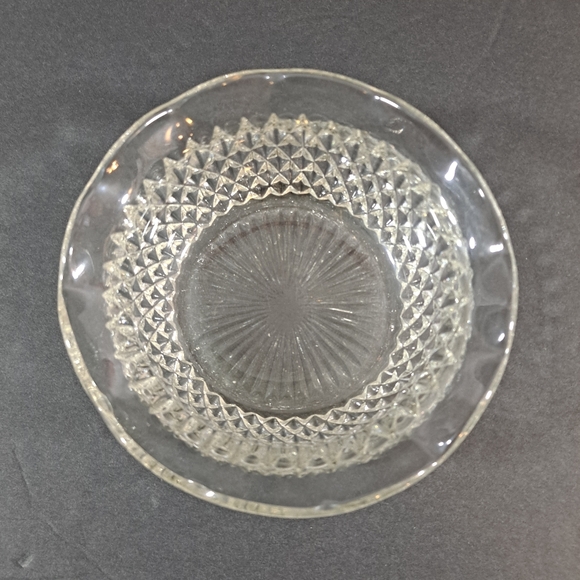 Vintage Three Piece Diamond Point Glass Cream And Sugar Bowl Caddy Set - Picture 6 of 13